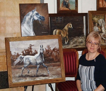 Wystawa plenerowa Konie w Pałacu Walewskich w Walewicach